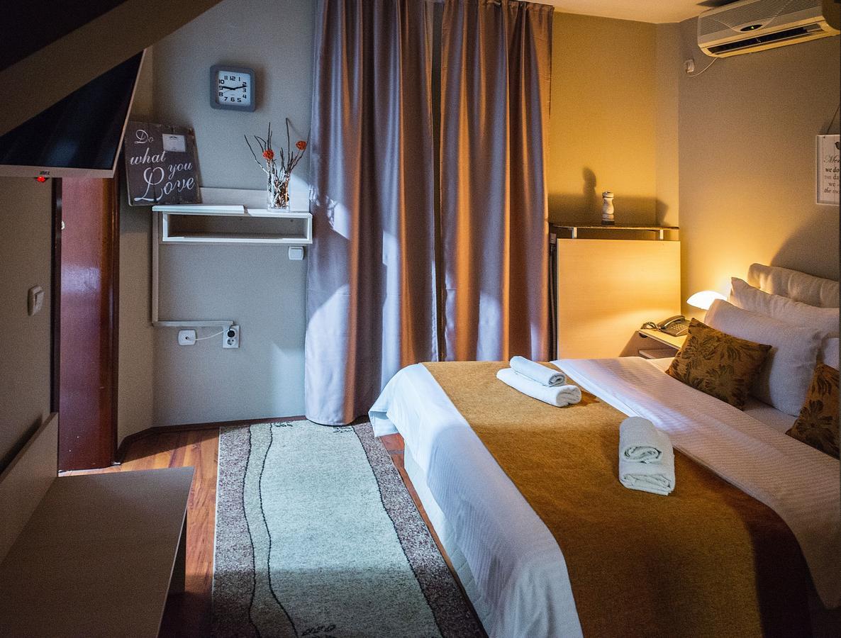 Hotel Bell Leskovac  Extérieur photo