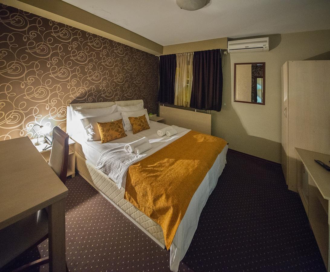 Hotel Bell Leskovac  Extérieur photo
