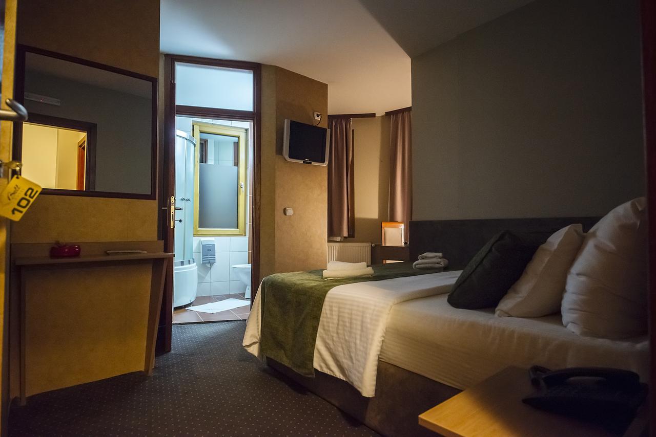 Hotel Bell Leskovac  Extérieur photo